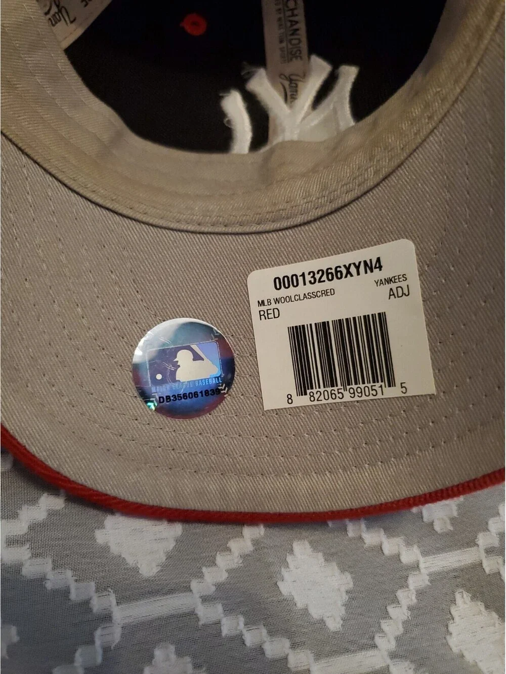 Red Nike Yankee Hat